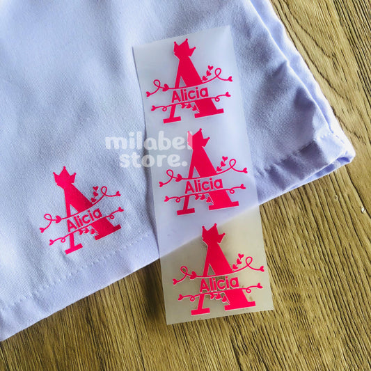Stiker Baju Big Initial Crown